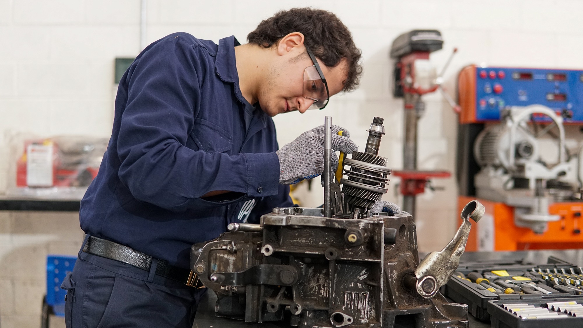 Técnico Mecánico Automotriz
